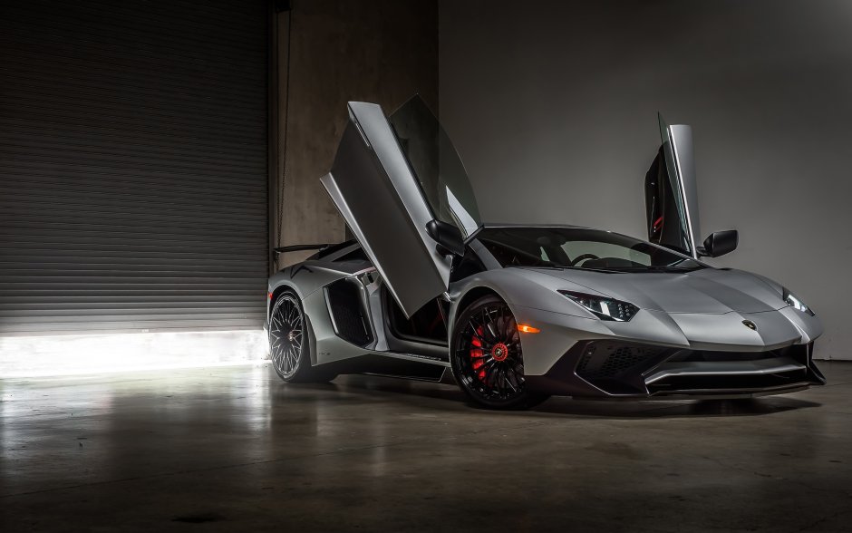 Спорткар Lamborghini Centenario