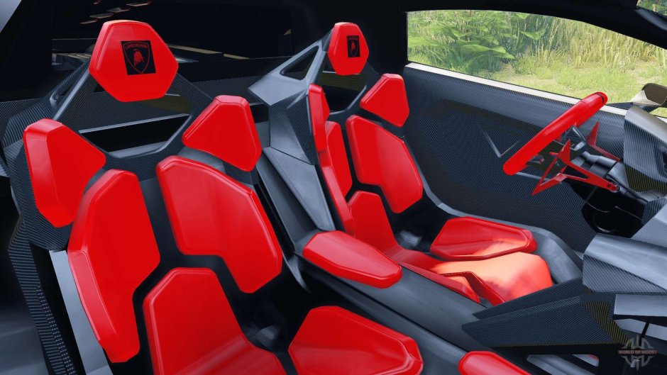 Lamborghini Aventador 2