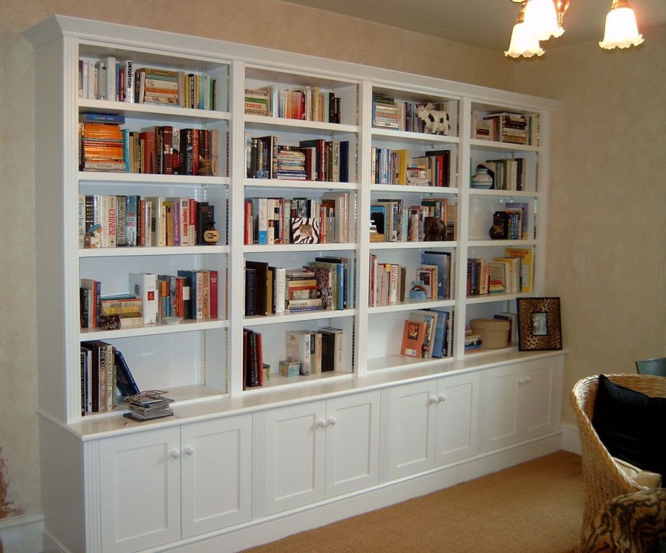 Стеллаж книжный