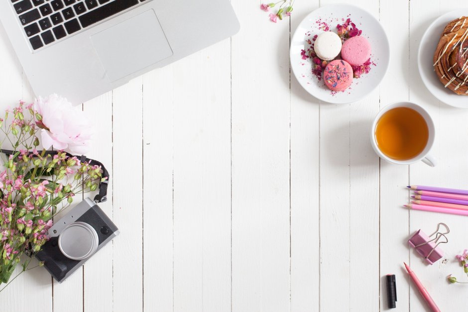 Женский стол сверху