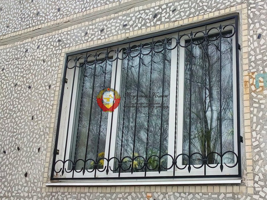 Кованые решетки на окна