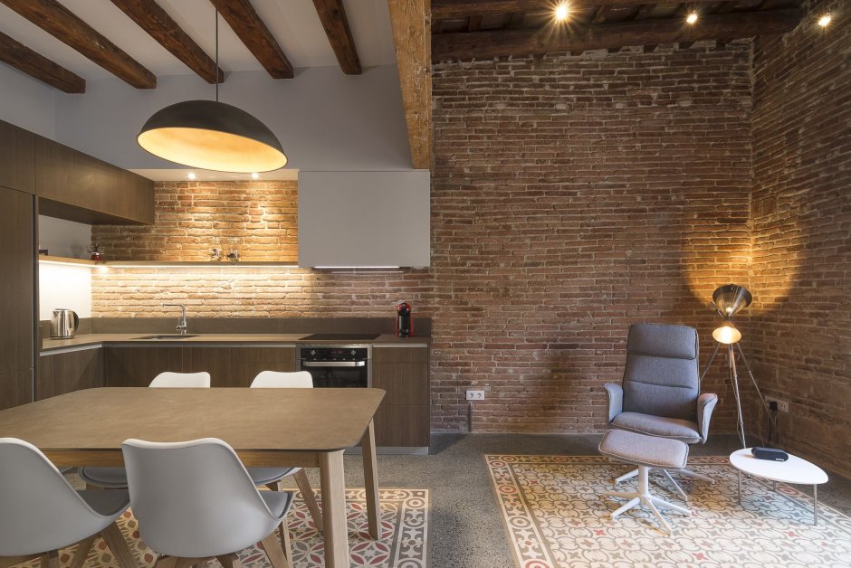 Кирпичный потолок