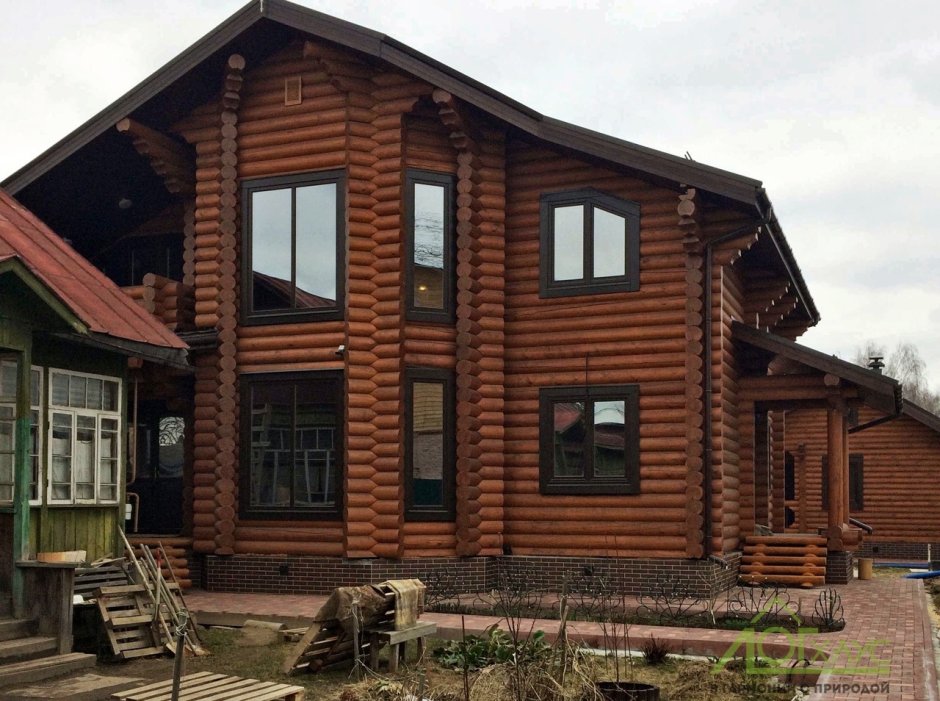 Цвета домов из оцилиндрованного бревна