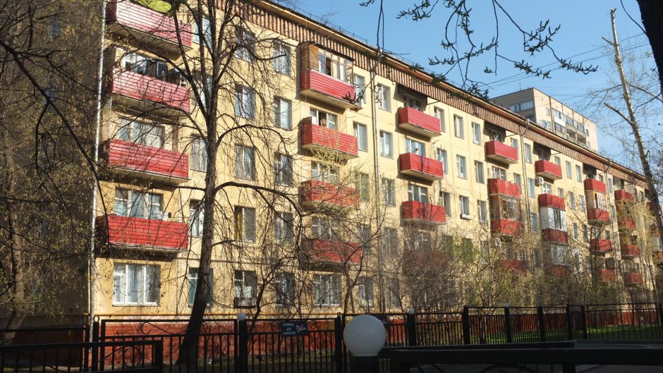 Реновация здания на ул Берзарина