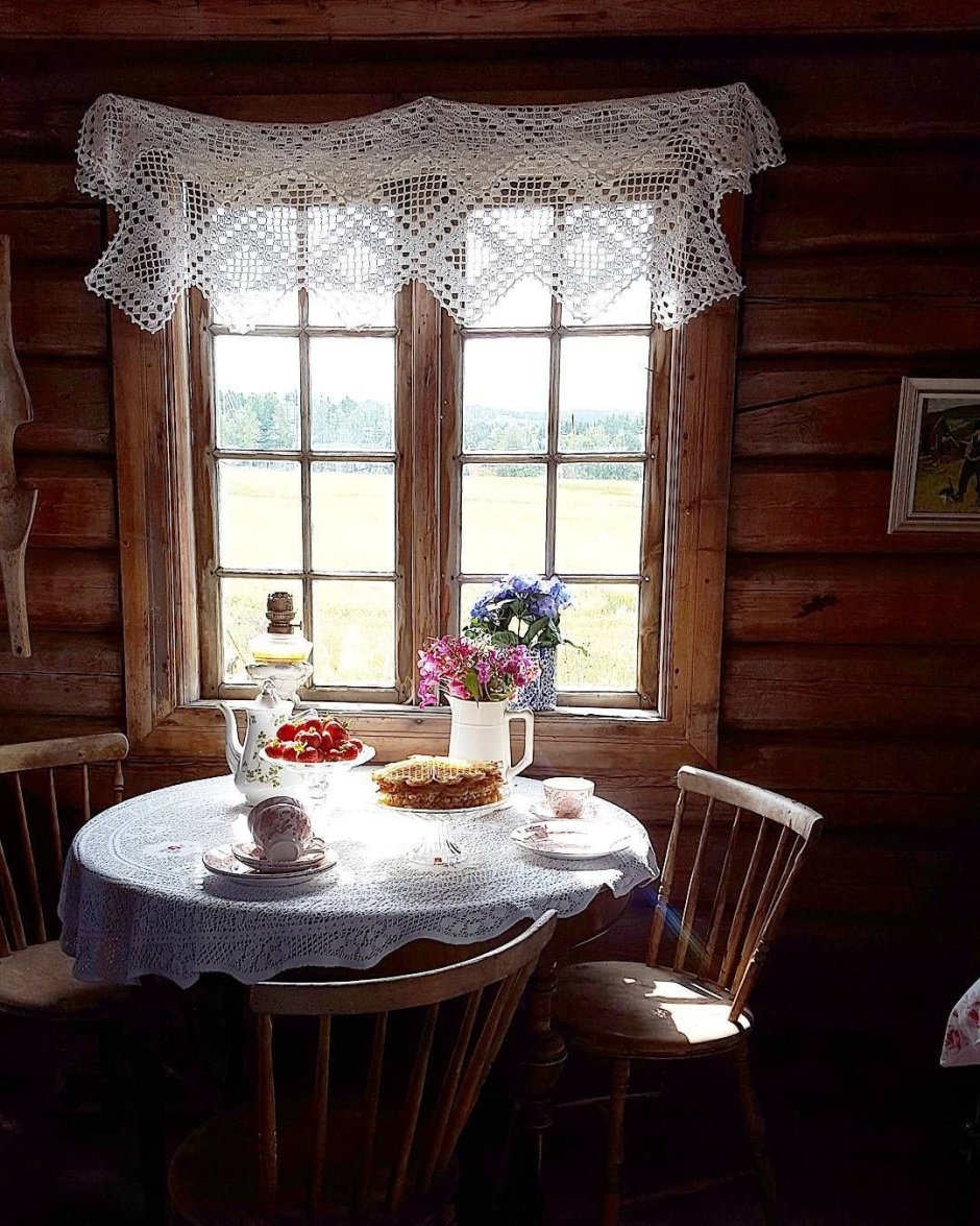 Окно со ставнями