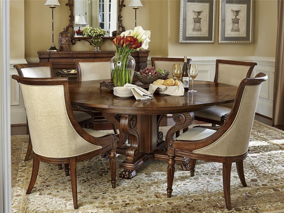 Обеденный стол Barnes Round Dining Table