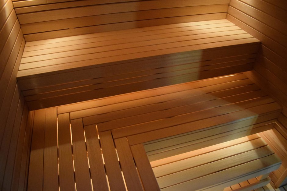 Полок в сауне