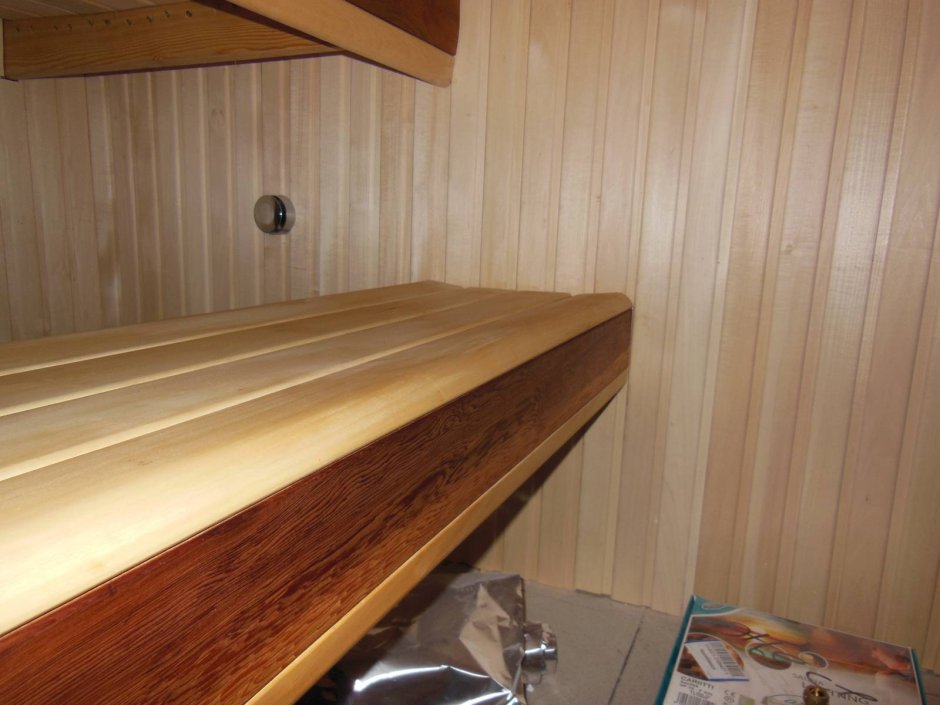 Парящие полки в бане