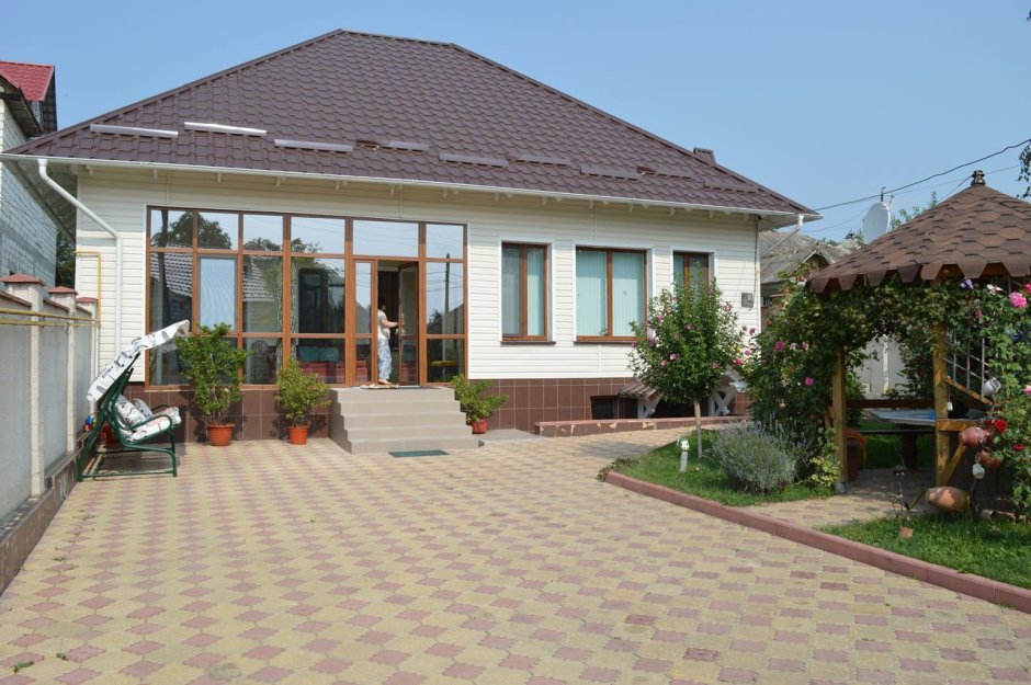 Фасады домов в Молдавии