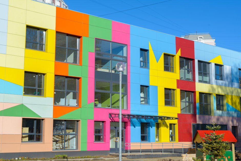 Современные фасады детских садов