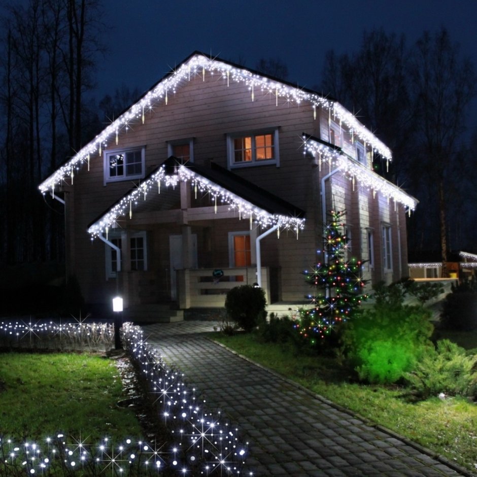 Подсветка коттеджа