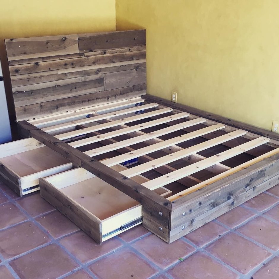 Кровать деревянная японская