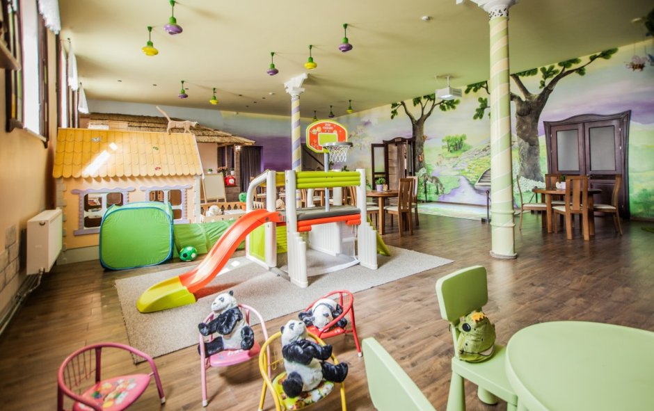 Детская игровая комната в кафе