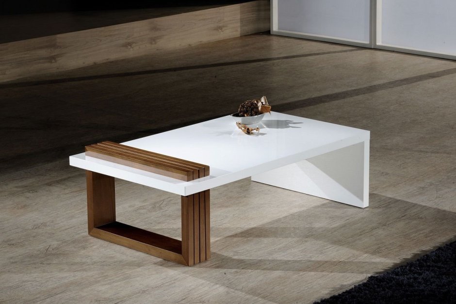 Деревянный журнальный стол Mesa de Centro