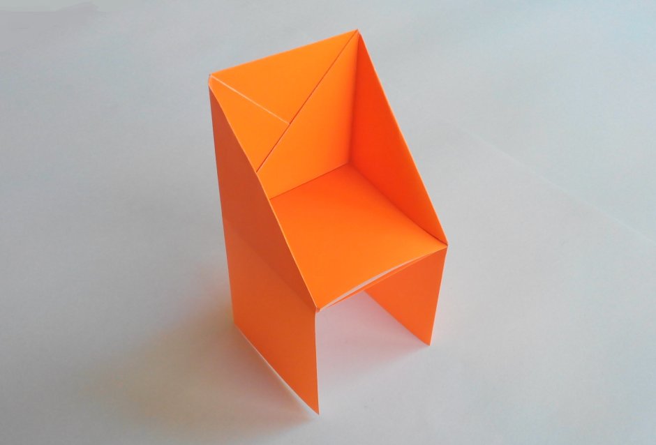 Треугольники в мебели