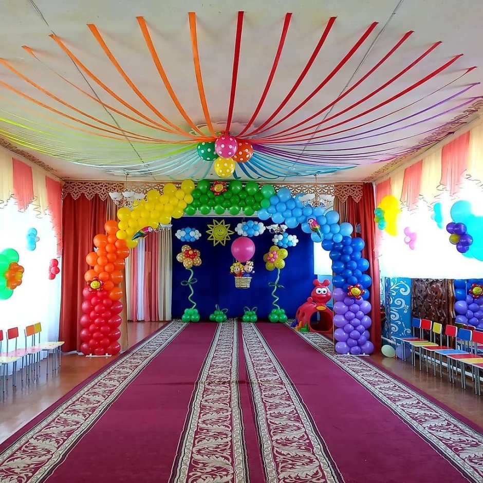 Украшение зала тканью в детском саду
