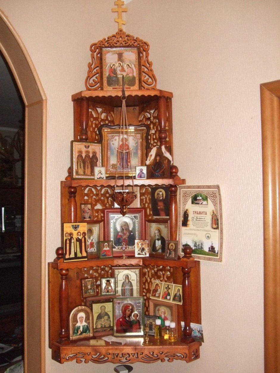 Старообрядческий домашний иконостас