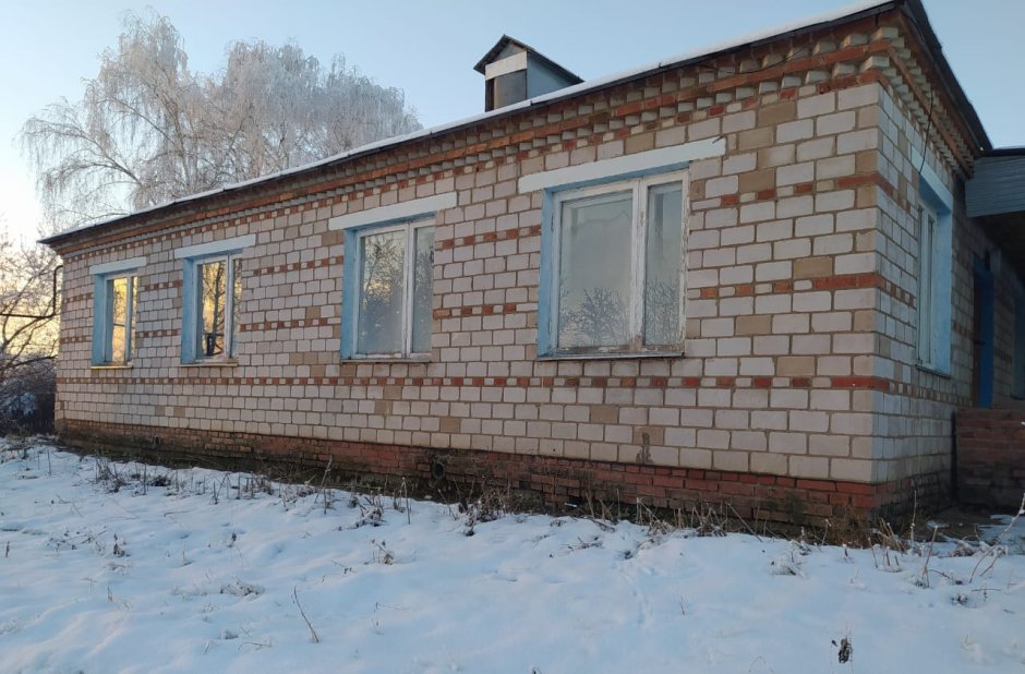 Арочные окна Рехау