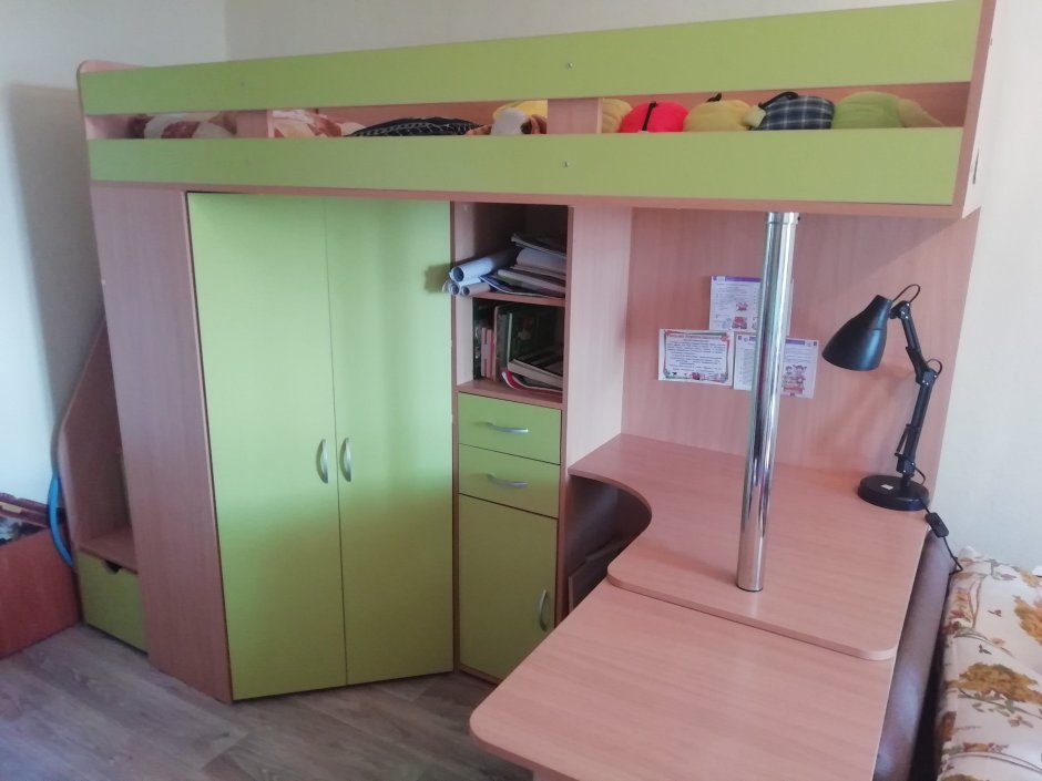 Двух яростная кровать