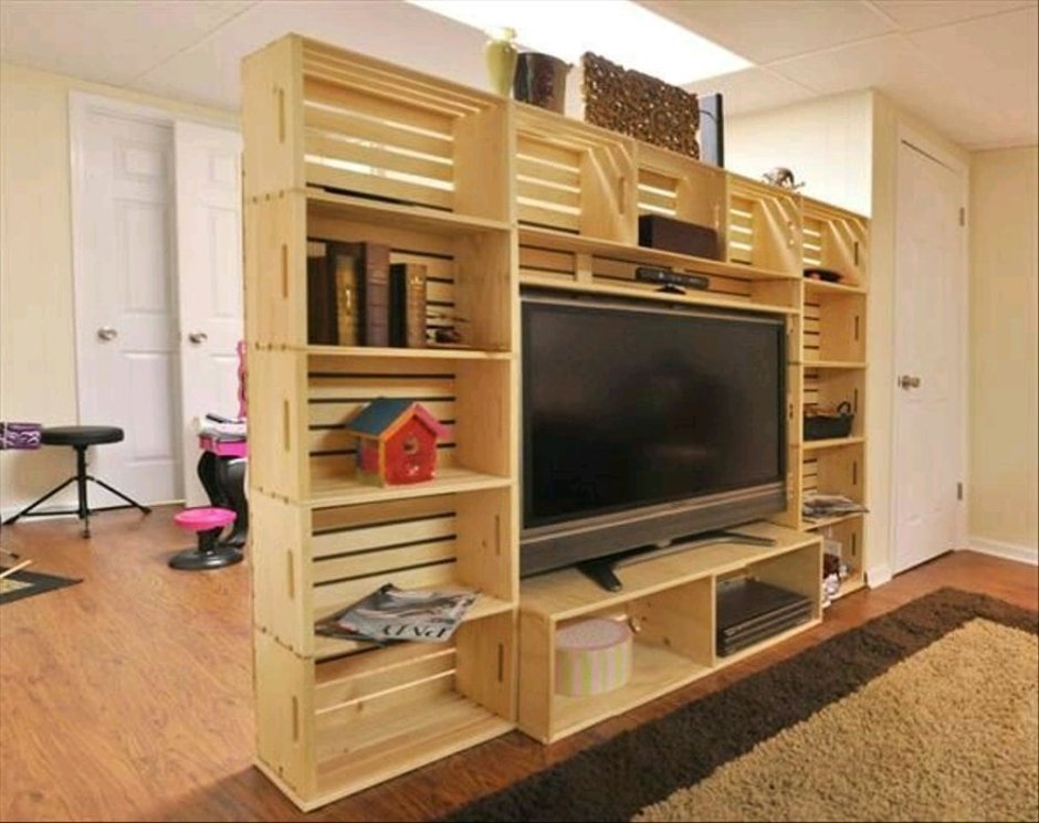 Стенка из паллетов