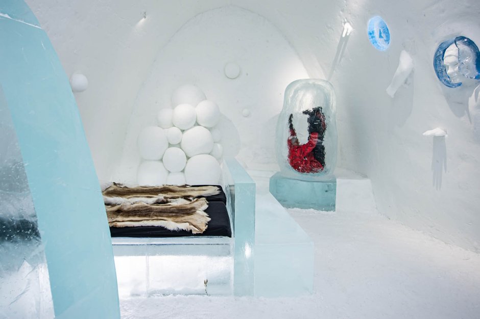 Ледяной отель в Швеции часовня