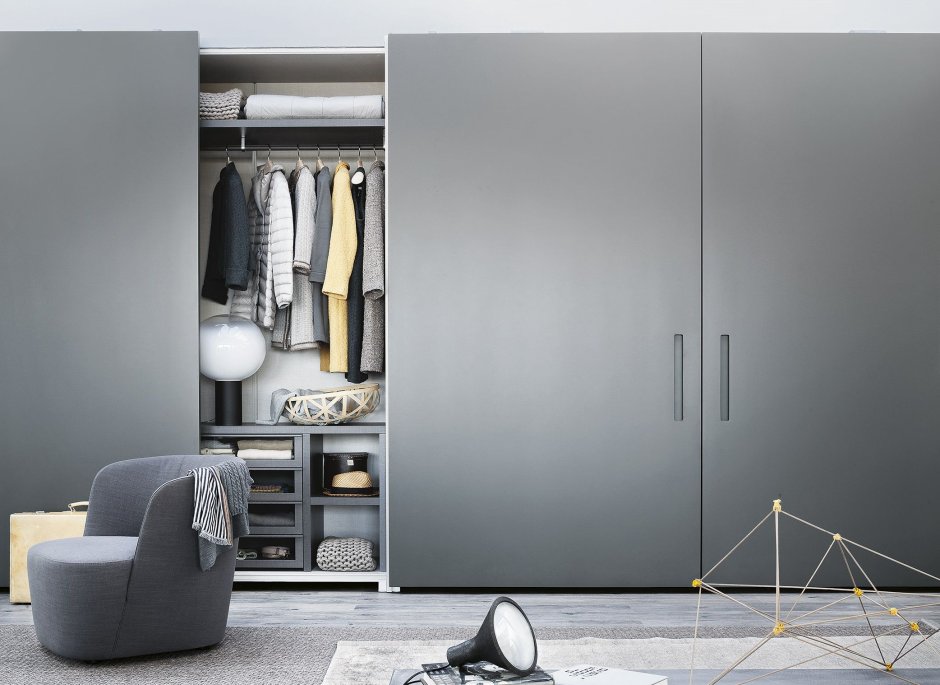 Lema Wardrobe