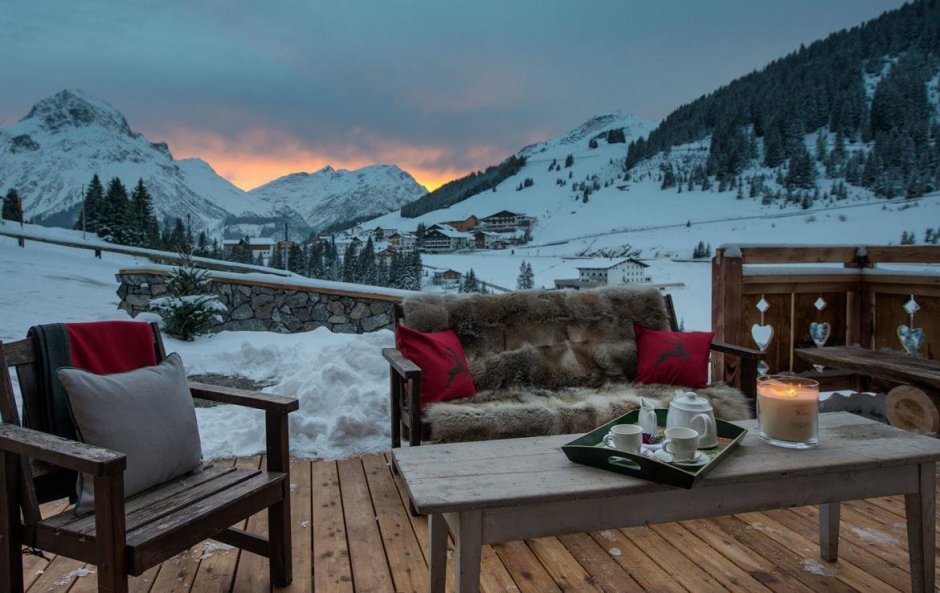 Light Lux Chalet красная Поляна