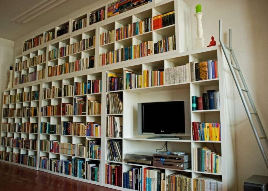 Книжные полки