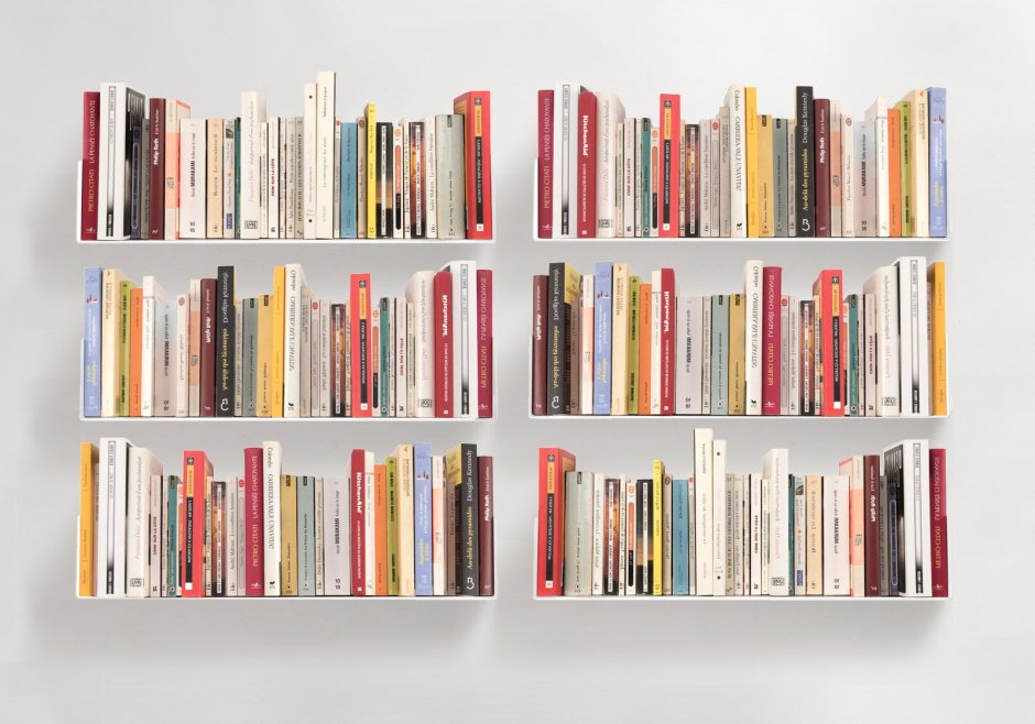 Полка с книжками