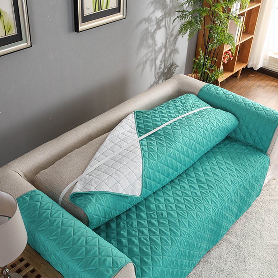 Накидка на диван с подушками