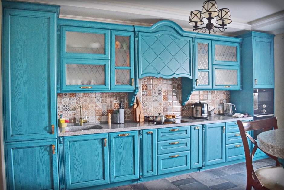 Кухня Прованс светлая бирюза