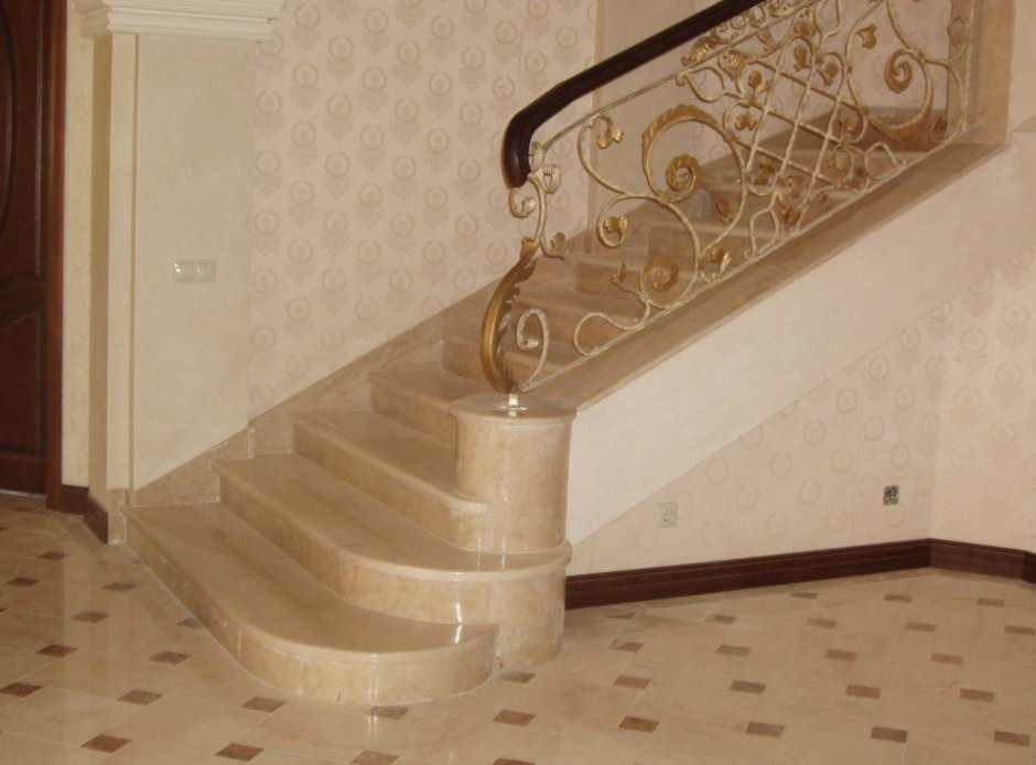 Мраморная плитка ступеньки