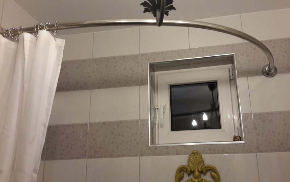 Штанга для шторки в ванную угловая черная