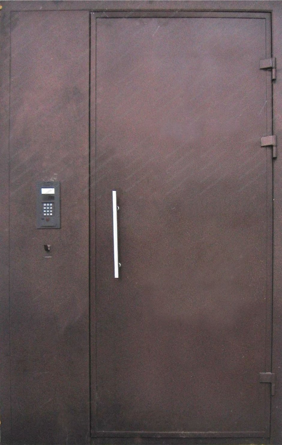 Дверь подъездная металлическая 2160х1450