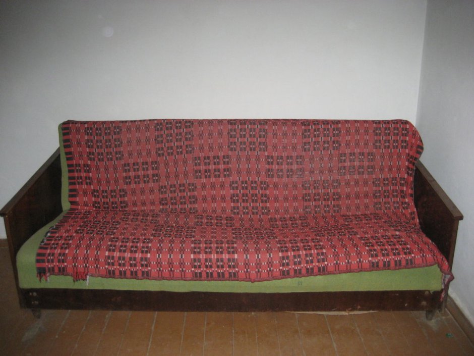 Старый Советский диван