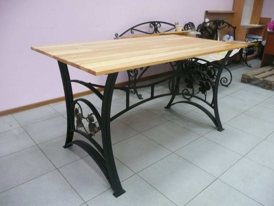 Обеденный стол Ashley Furniture d506-35
