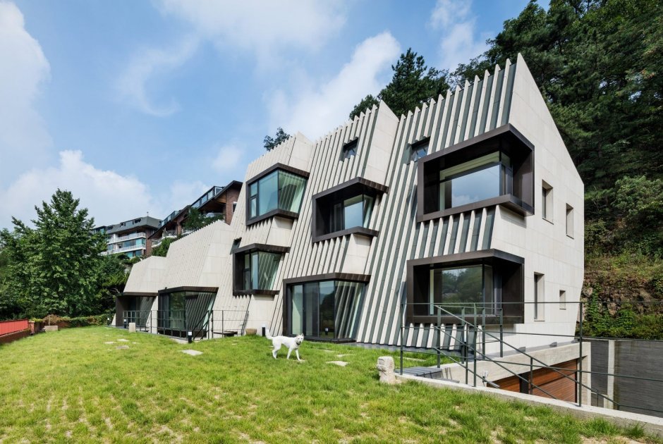 Трёхэтажные особняки в Южной Корее