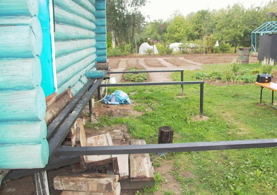 Винтовые сваи под веранду
