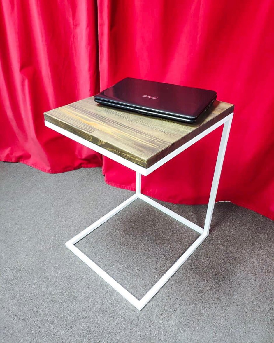 Столик для ноутбука в стиле лофт