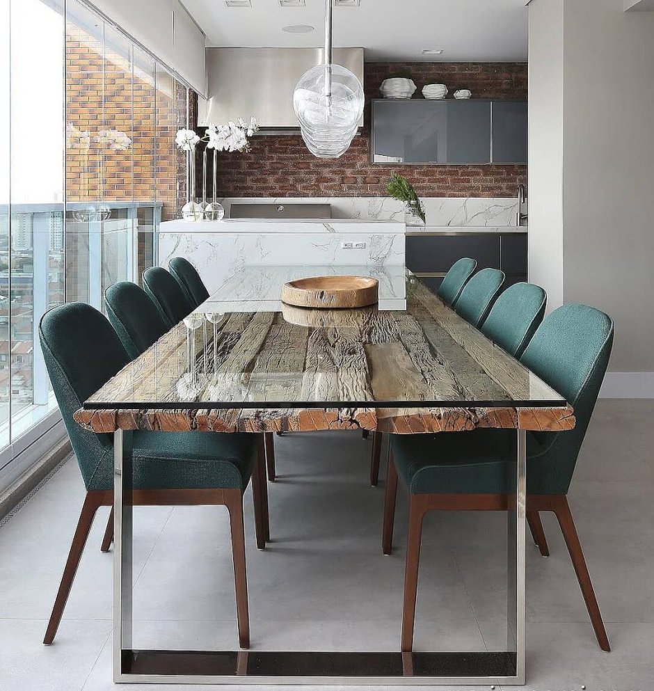 Стул Tables and Chairs
