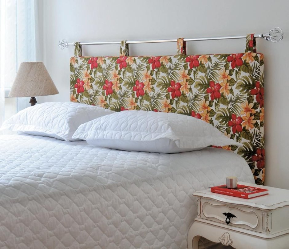 Queen Bed with Safavieh Arabelle Tufted Headboard
