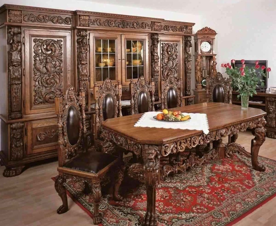 Спальня из красного дерева
