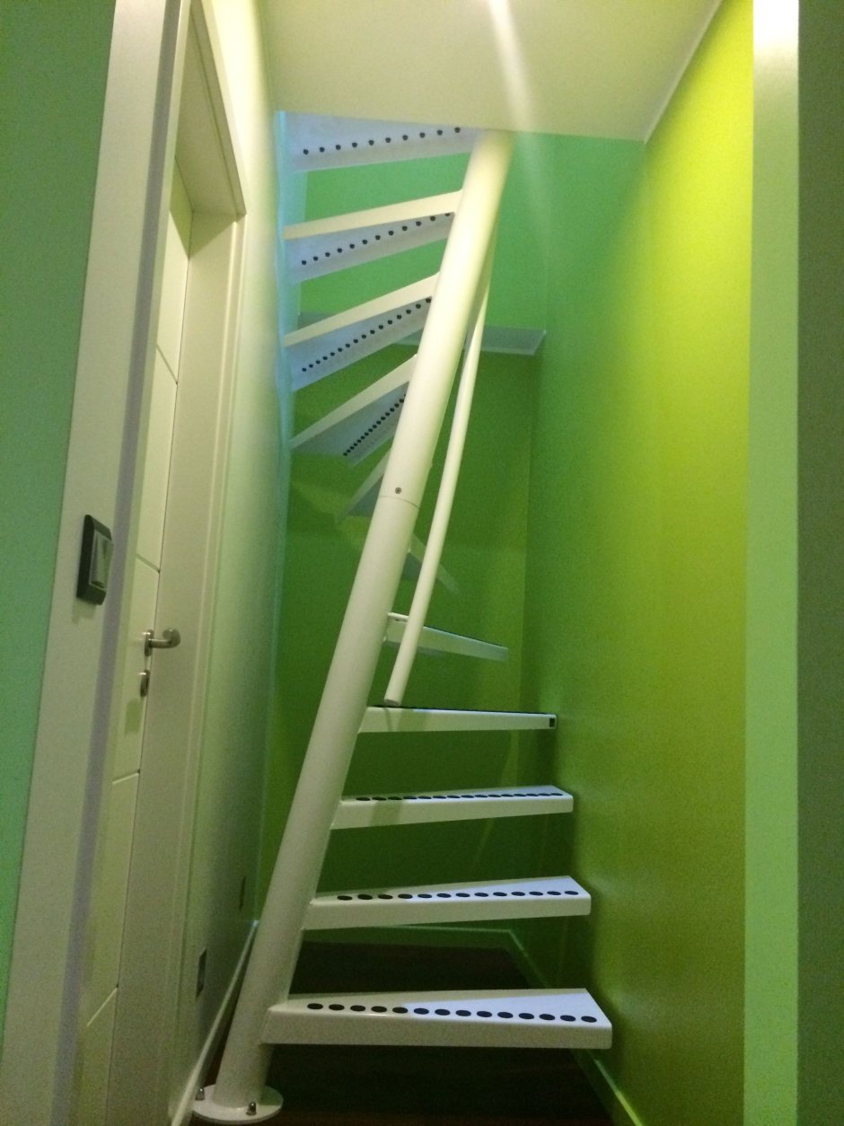 Лестница EESTAIRS