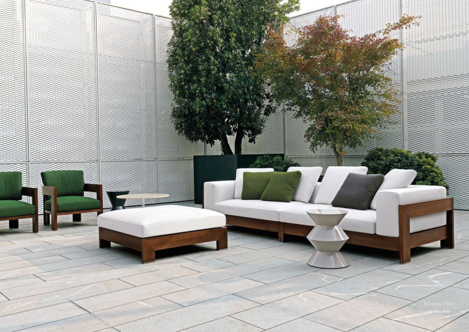 Minotti Alison Iroko