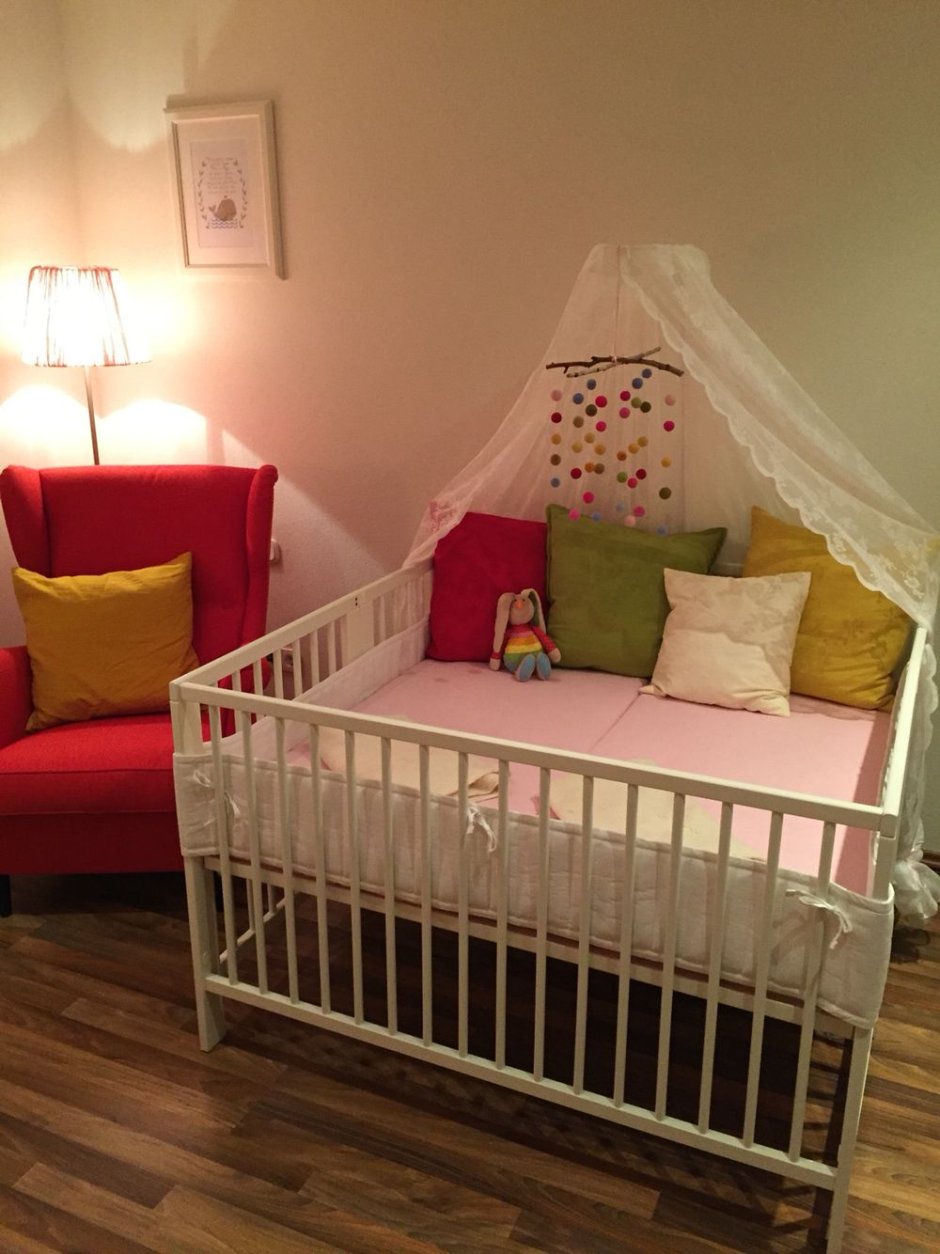 Кроватка для двойни новорожденных