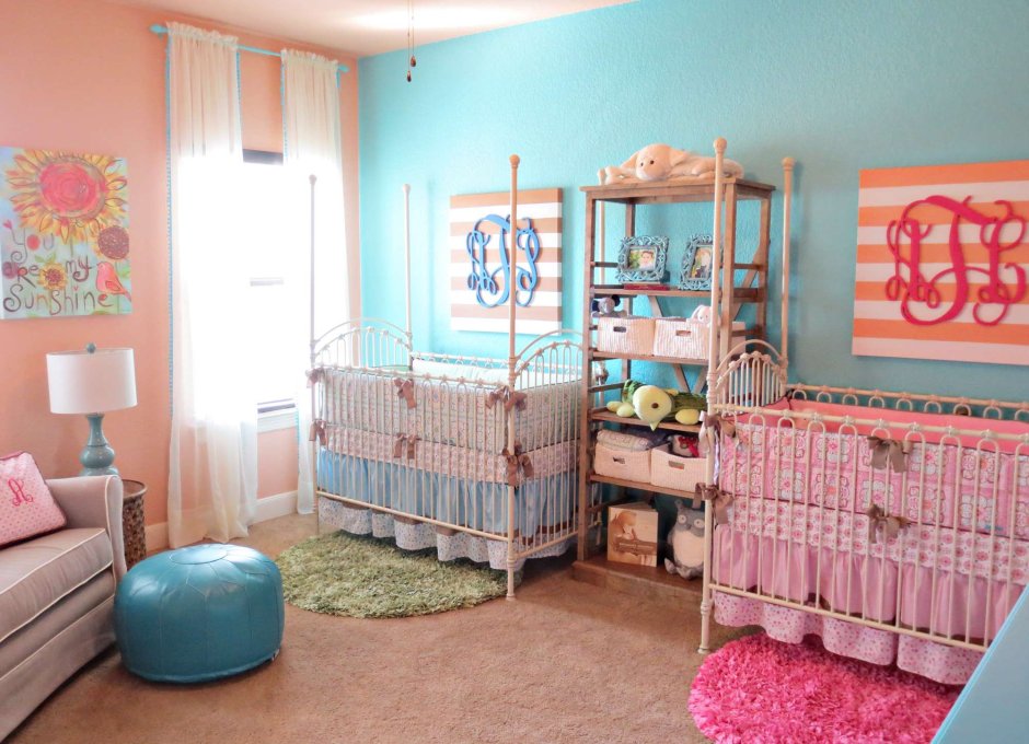 Интерьер детской комнаты для двойняшек