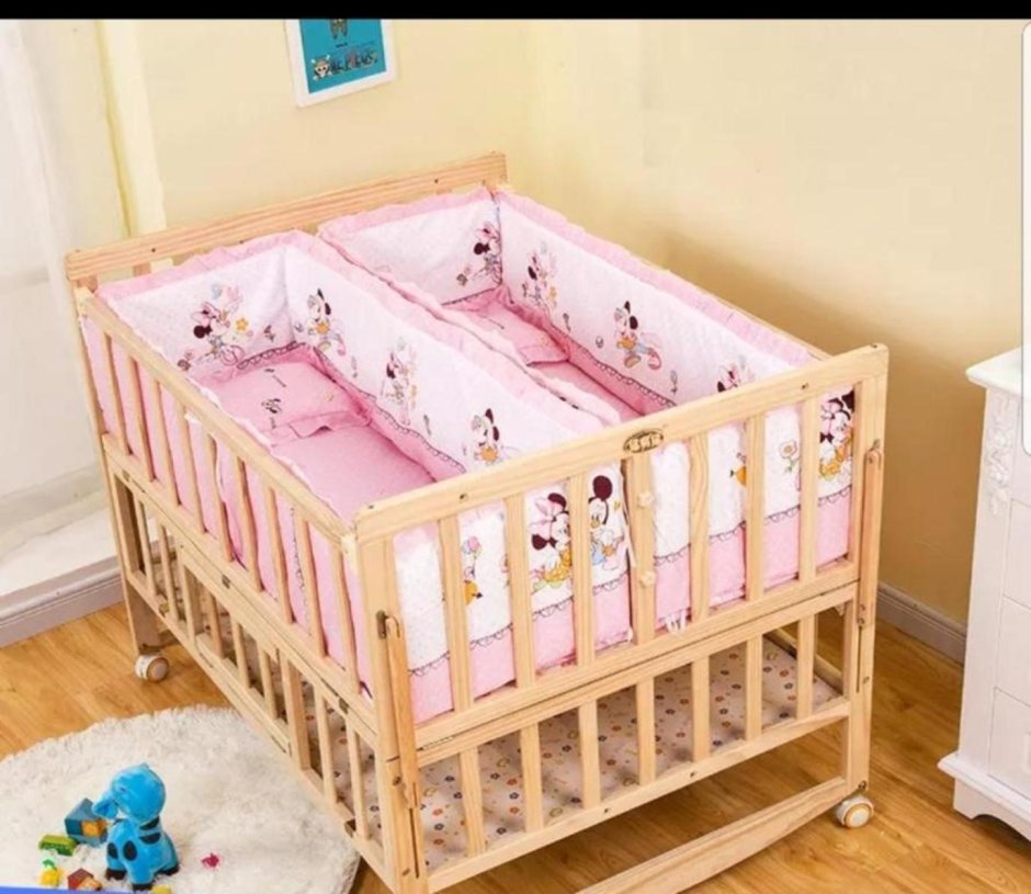 Детская кроватка для двойняшек