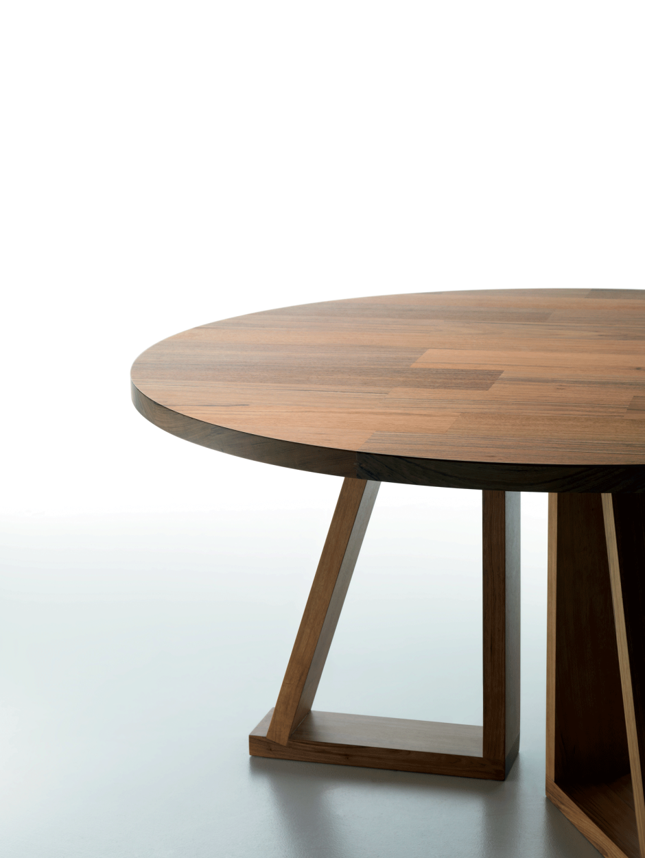 Стол Lakri Round Table
