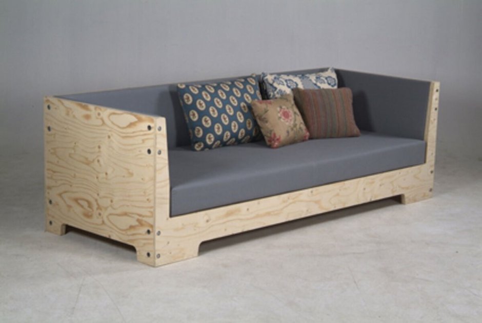 Раздвижной диван из фанеры