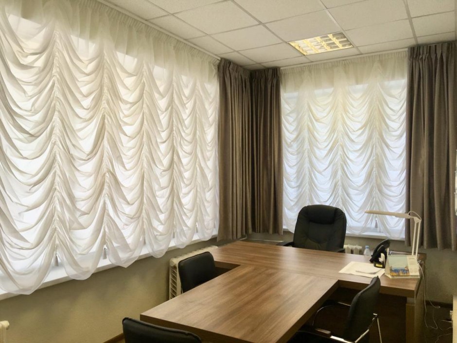 Французские шторы в кабинете